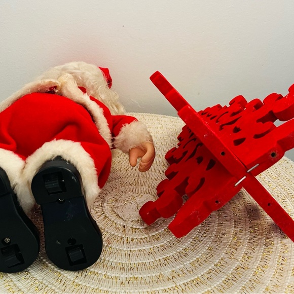 Adorable Vintage 10” Mechanical Santa, Handmade Wood Sleigh, Velvet Flocked Tree - Picture 11 of 14